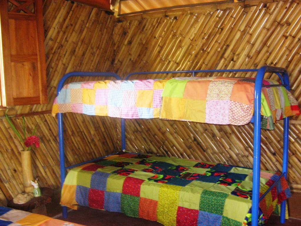 Pajonal Arriba Hostal Familiar El Angel Panama B&B חדר תמונה